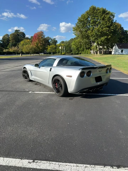 2011 Chevrolet Corvette C6 - Image 3 of 12