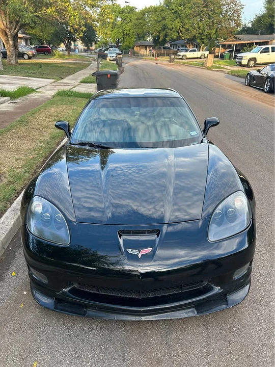 2011 Chevrolet Corvette C6 - Image 2 of 8