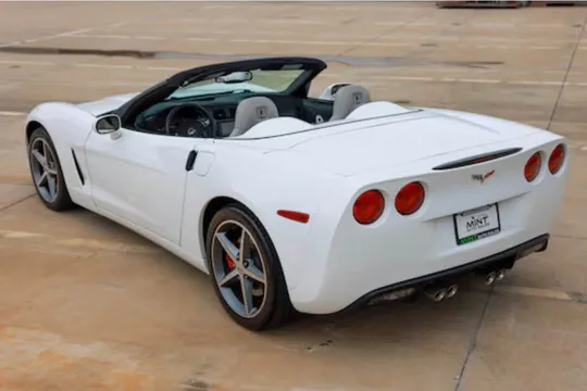 2011 Chevrolet Corvette C6 - Image 4 of 13