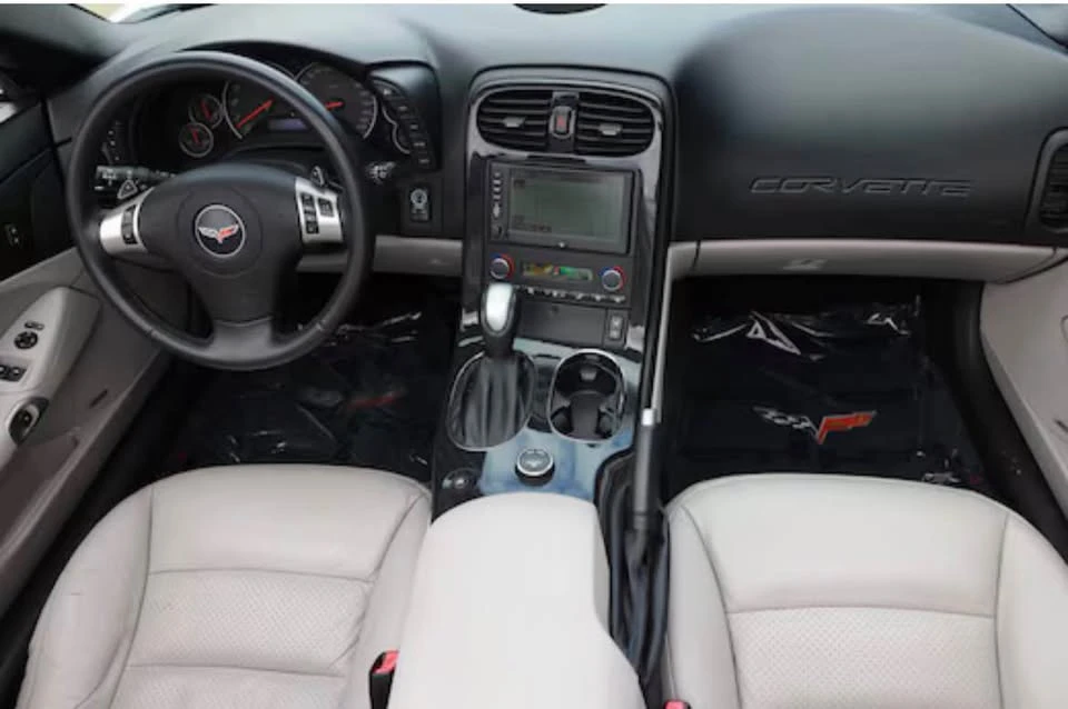 2011 Chevrolet Corvette C6 - Image 2 of 13