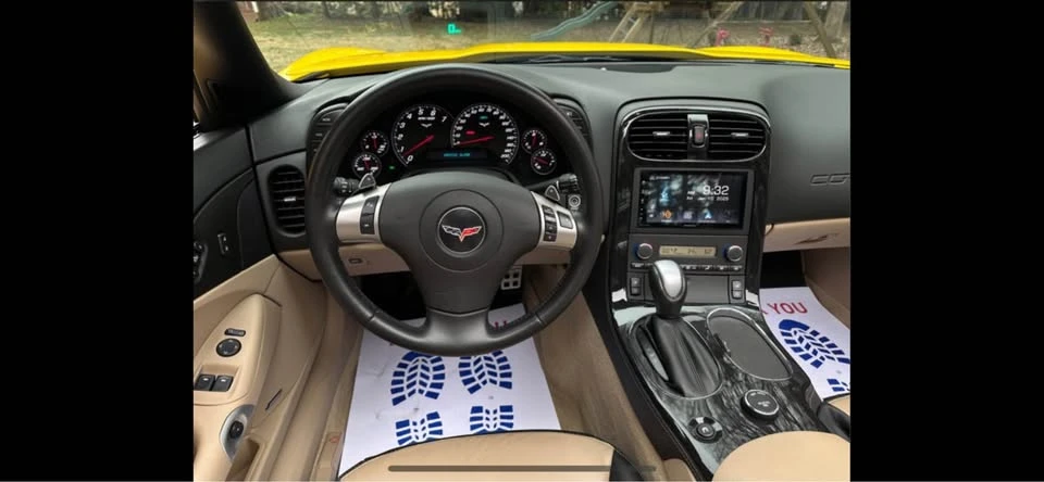 2011 Chevrolet Corvette C6 - Image 9 of 12