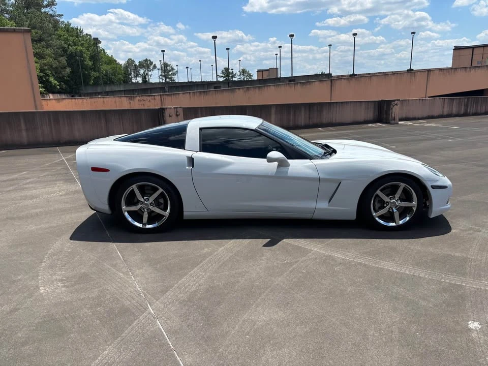2011 Chevrolet Corvette C6 - Image 7 of 9