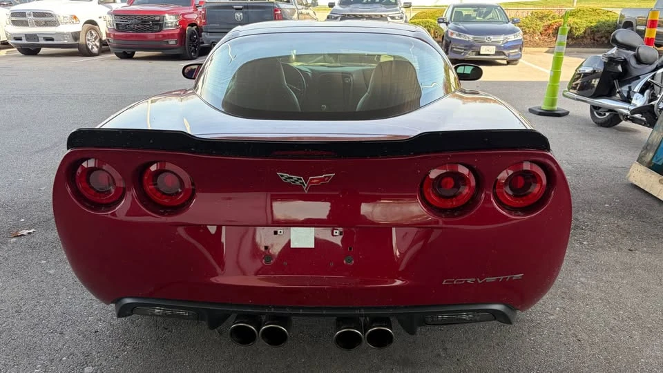 2011 Chevrolet Corvette C6 - Image 6 of 11