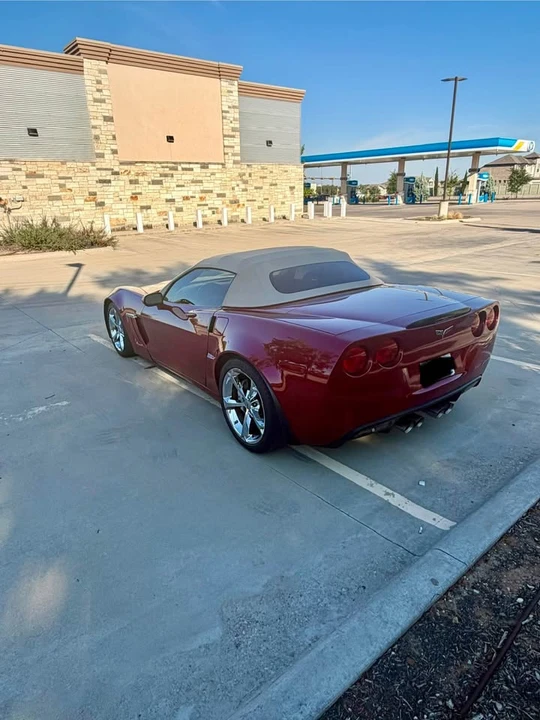 2011 Chevrolet Corvette C6 - Image 6 of 8