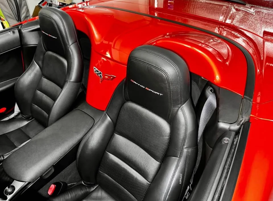 2011 Chevrolet Corvette C6 - Image 6 of 16