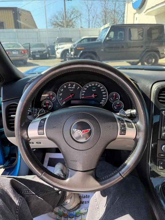 2011 Chevrolet Corvette C6 - Image 15 of 19