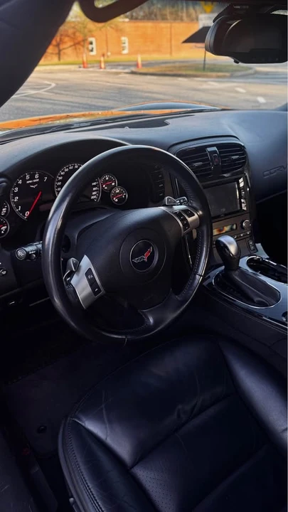 2011 Chevrolet Corvette C6 - Image 14 of 17