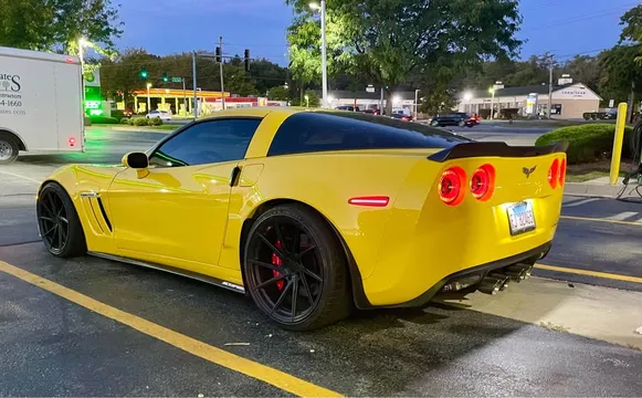 2011 Chevrolet Corvette C6 - Image 3 of 8