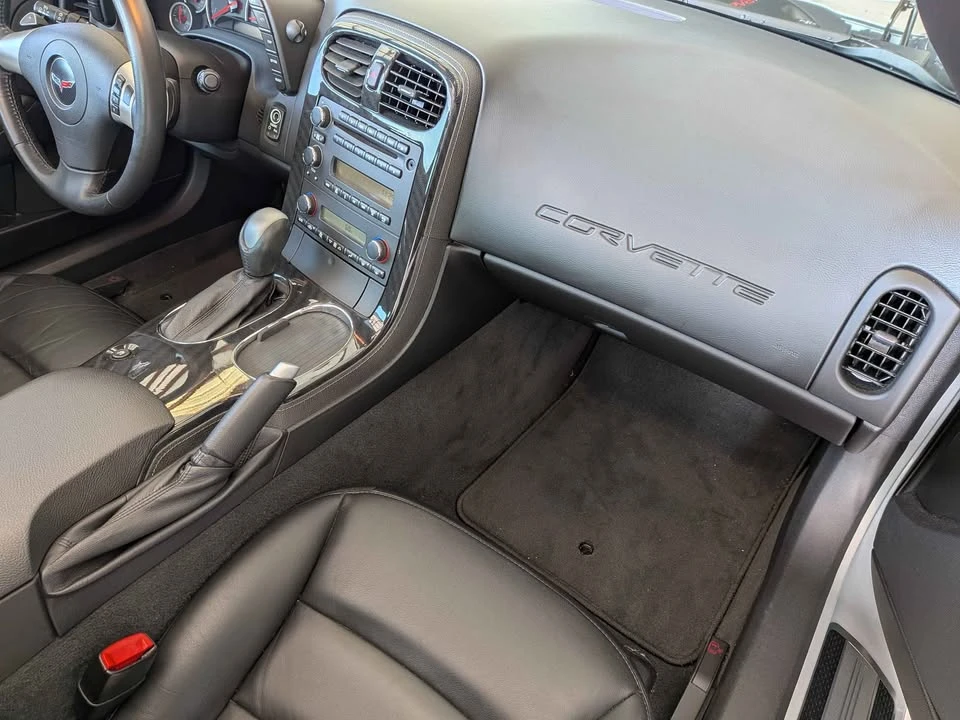 2011 Chevrolet Corvette C6 - Image 12 of 17