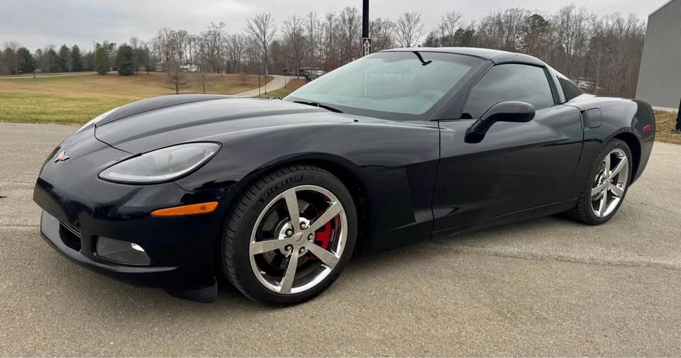 2011 Chevrolet Corvette C6 - Image 4 of 10