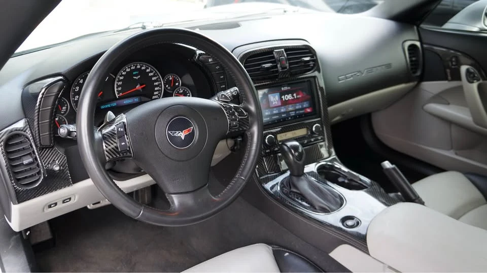 2011 Chevrolet Corvette C6 - Image 2 of 19