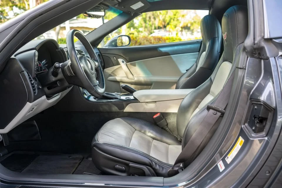 2011 Chevrolet Corvette C6 - Image 4 of 6