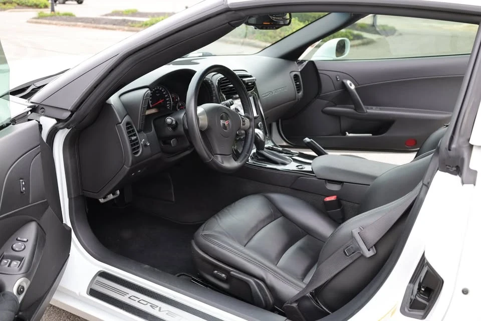 2011 Chevrolet Corvette C6 - Image 3 of 20