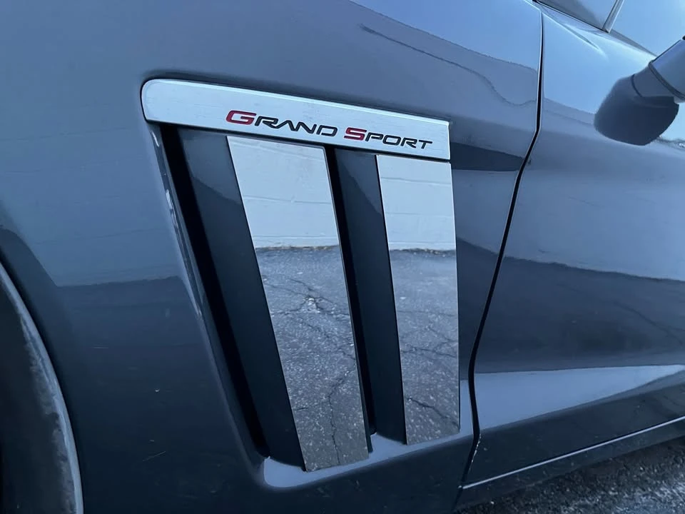 2011 Chevrolet Corvette C6 - Image 10 of 17