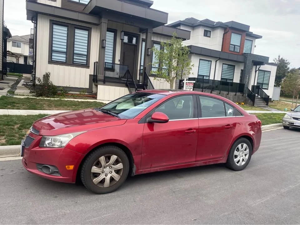 2011 Chevrolet Cruze - Image 2 of 3