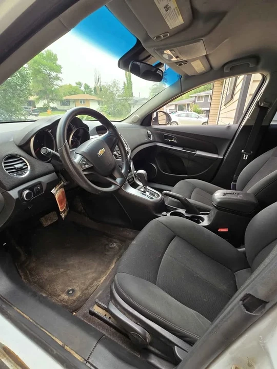 2011 Chevrolet Cruze - Image 5 of 10
