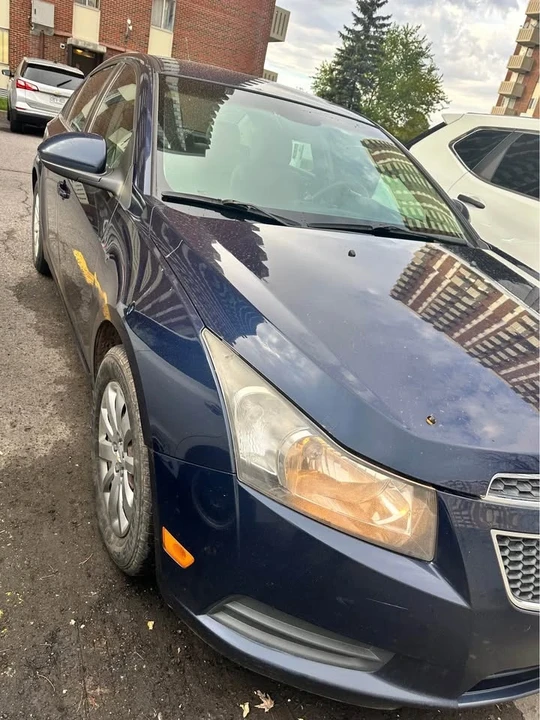 2011 Chevrolet Cruze - Image 2 of 19