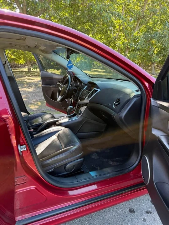 2011 Chevrolet Cruze - Image 10 of 13