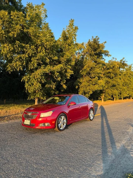 2011 Chevrolet Cruze - Image 4 of 13