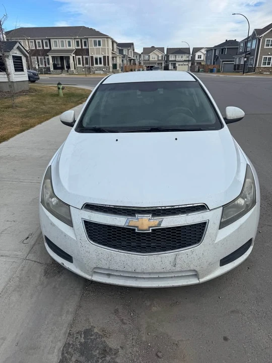 2011 Chevrolet Cruze - Image 2 of 4