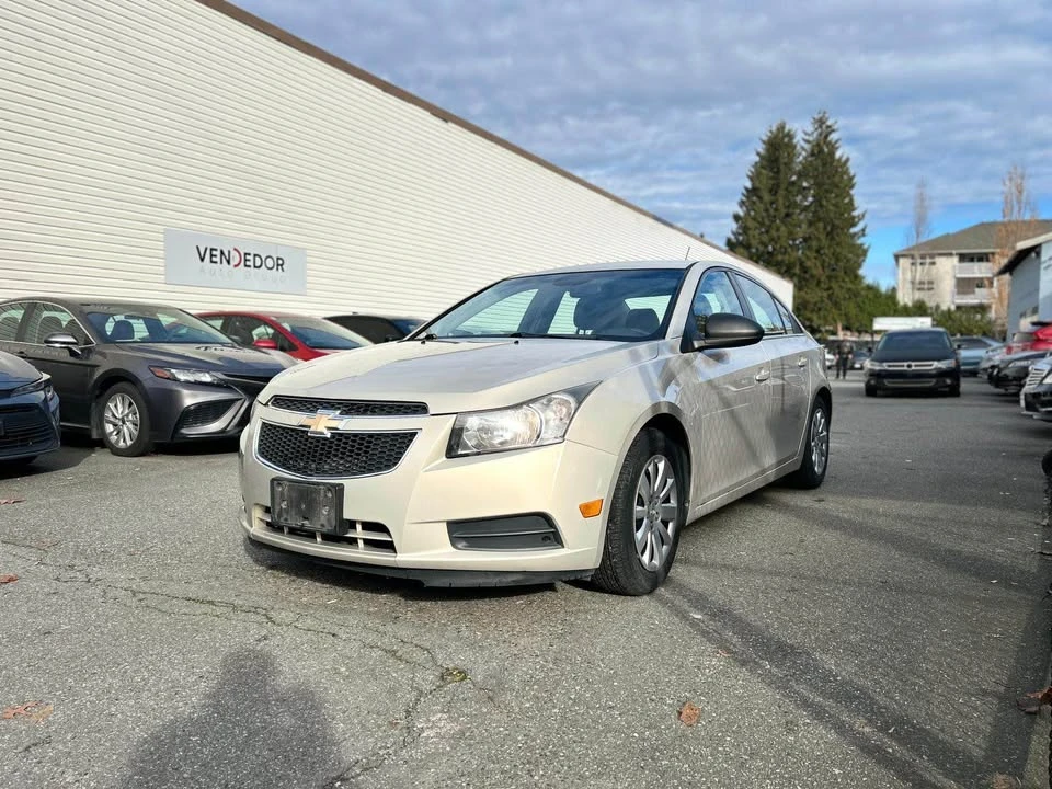 2011 Chevrolet Cruze - Image 3 of 15