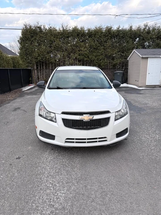 2011 Chevrolet Cruze - Image 8 of 12