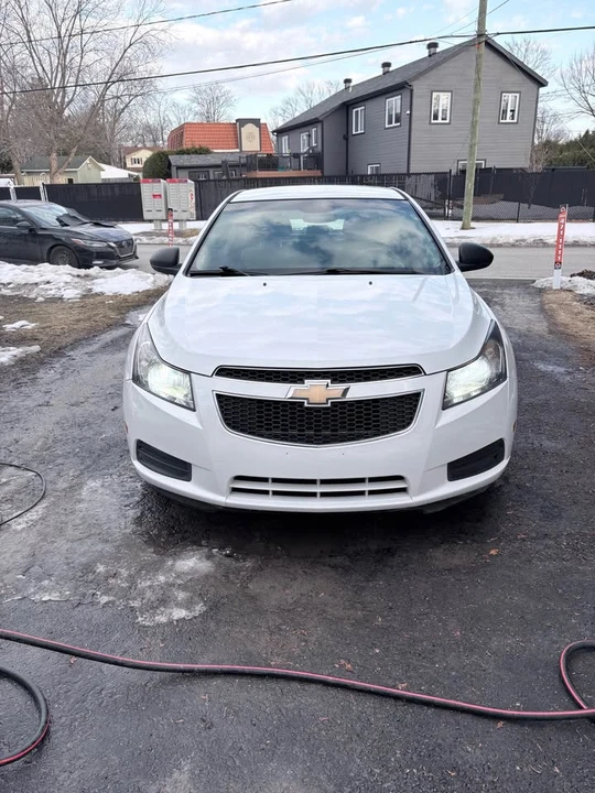 2011 Chevrolet Cruze - Image 4 of 12