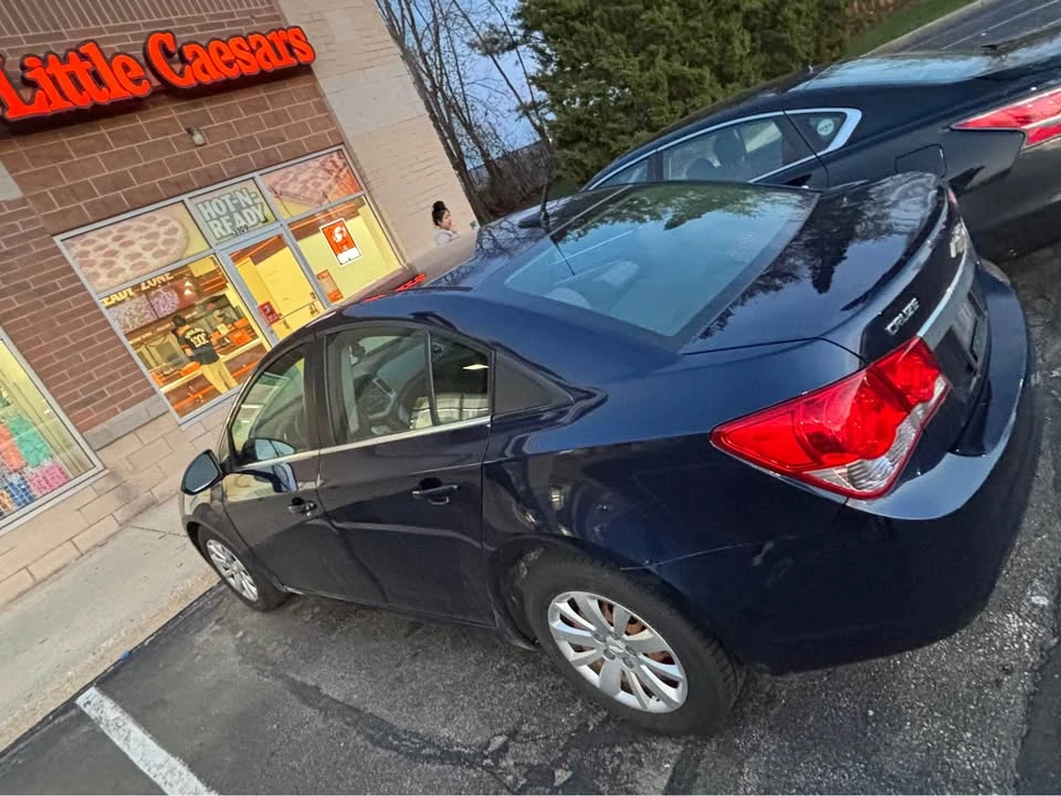 2011 Chevrolet Cruze - Image 3 of 6