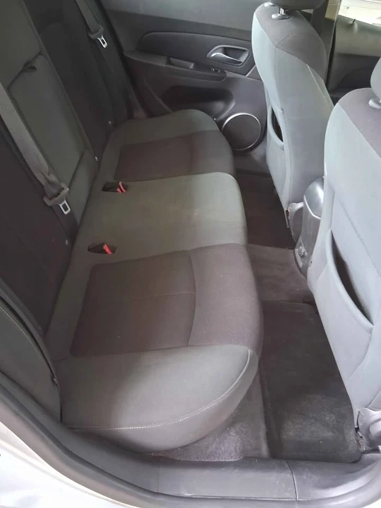 2011 Chevrolet Cruze - Image 5 of 8