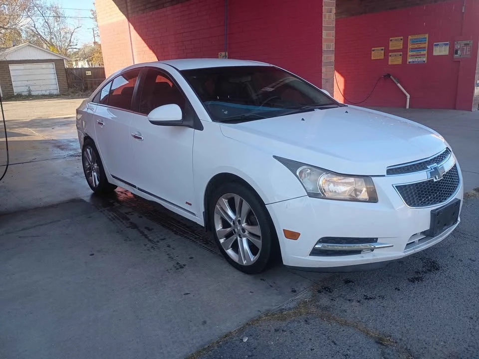 2011 Chevrolet Cruze - Image 11 of 12