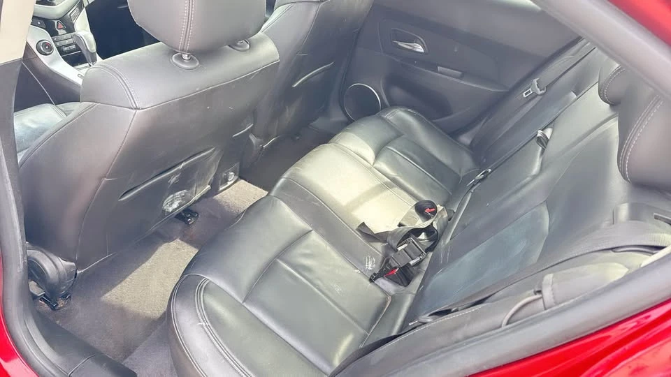 2011 Chevrolet Cruze - Image 13 of 18