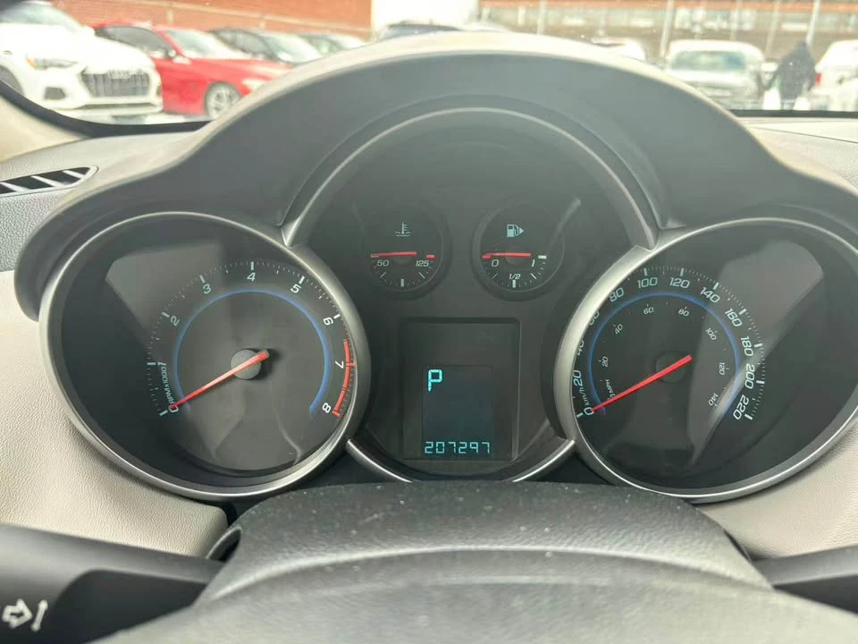 2011 Chevrolet Cruze - Image 9 of 12