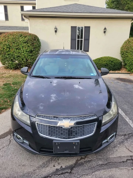 2011 Chevrolet Cruze - Image 2 of 4