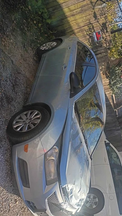2011 Chevrolet Cruze - Image 2 of 2
