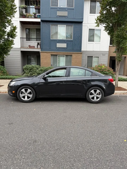 2011 Chevrolet Cruze - Image 3 of 14