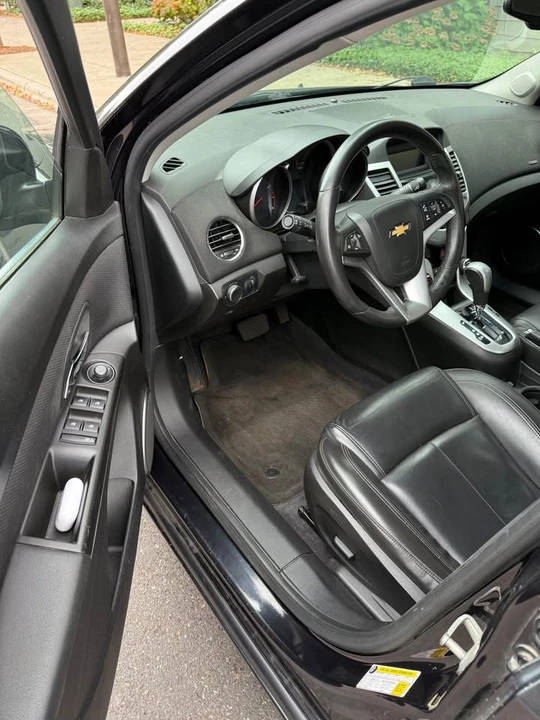 2011 Chevrolet Cruze - Image 7 of 14