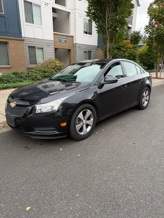 2011 Chevrolet Cruze - Image 2 of 14
