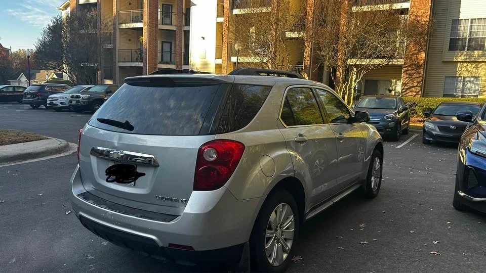 2011 Chevrolet Equinox - Image 5 of 6