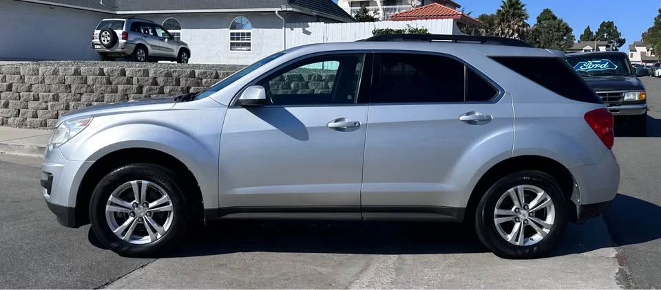 2011 Chevrolet Equinox - Image 2 of 7