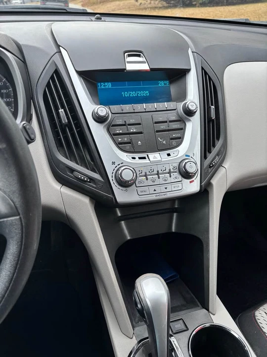 2011 Chevrolet Equinox - Image 7 of 8