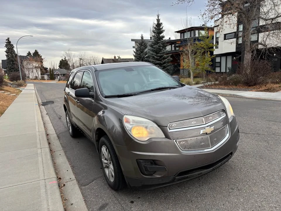 2011 Chevrolet Equinox - Image 2 of 8
