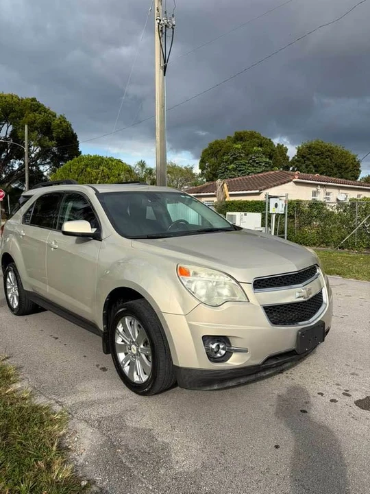2011 Chevrolet Equinox - Image 2 of 9