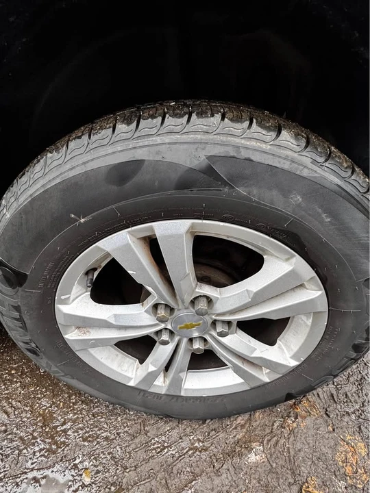 2011 Chevrolet Equinox - Image 7 of 10