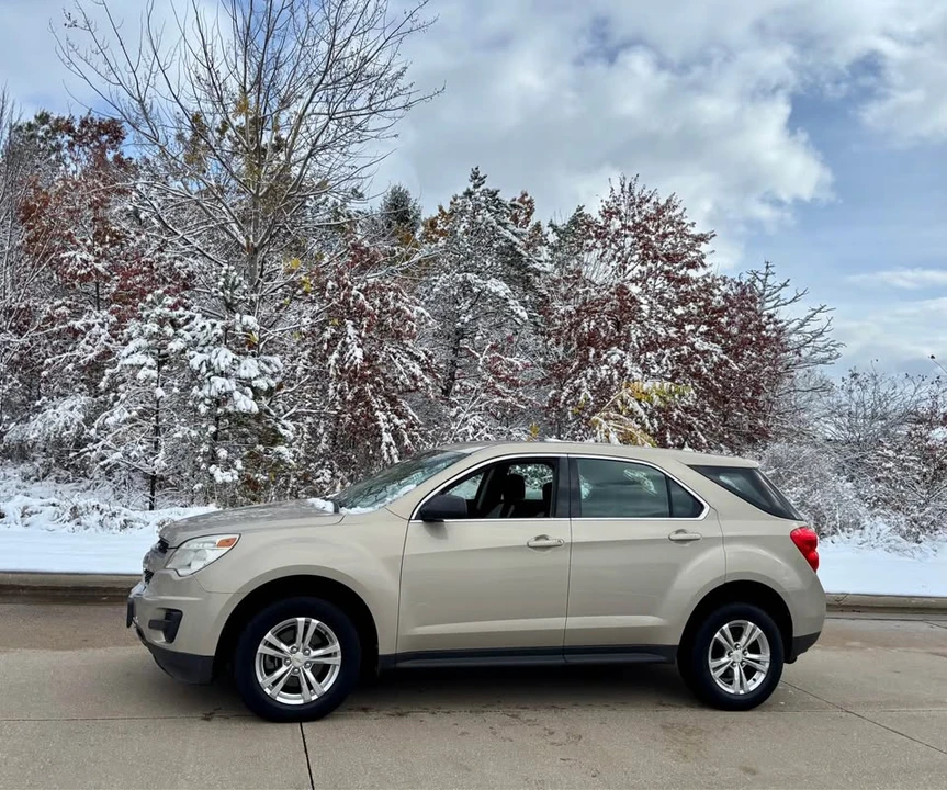 2011 Chevrolet Equinox - Image 3 of 15