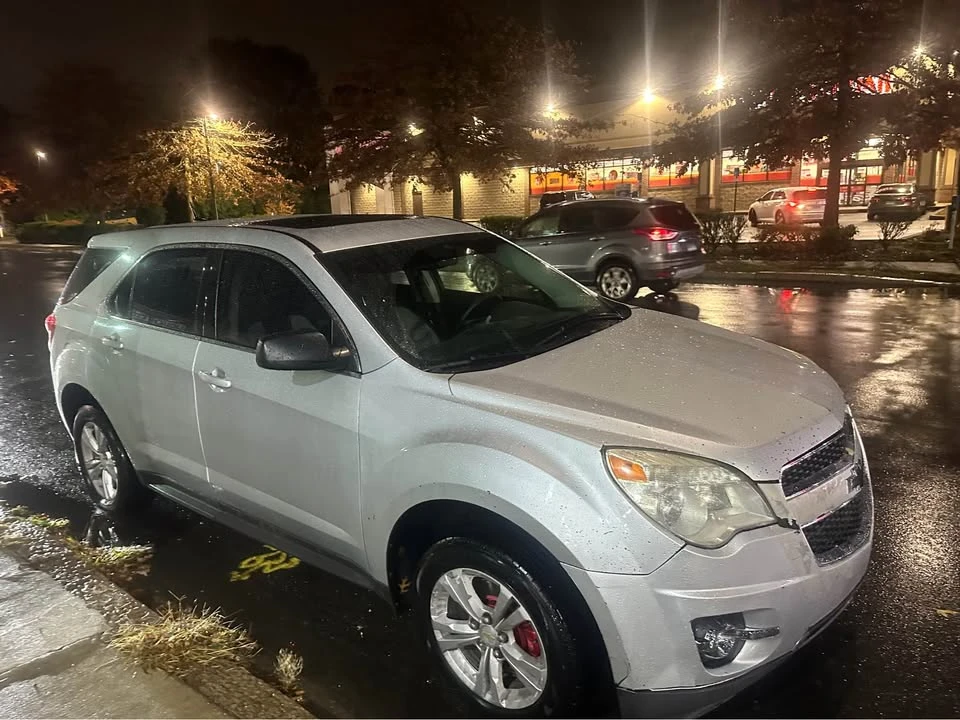 2011 Chevrolet Equinox - Image 6 of 6