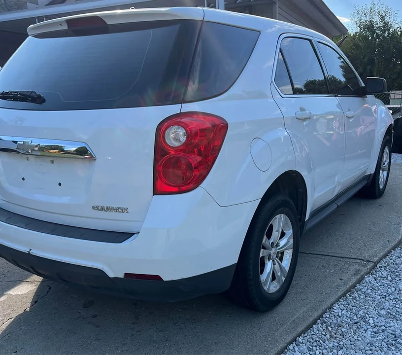 2011 Chevrolet Equinox - Image 3 of 7