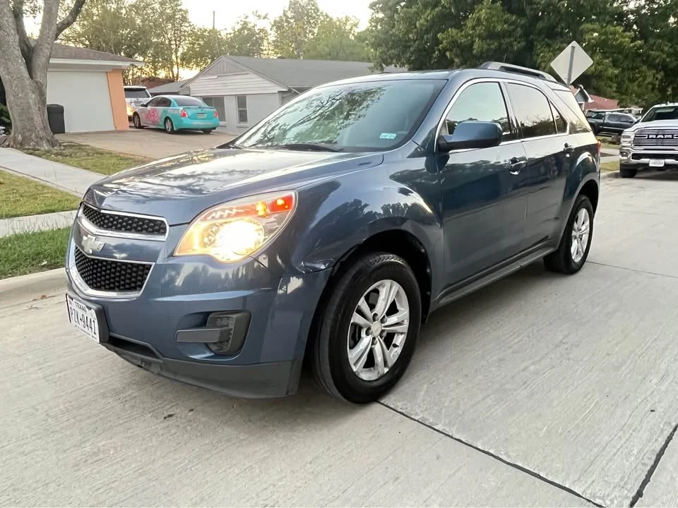 2011 Chevrolet Equinox - Image 2 of 12