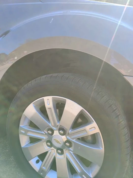 2011 Chevrolet Equinox - Image 4 of 14