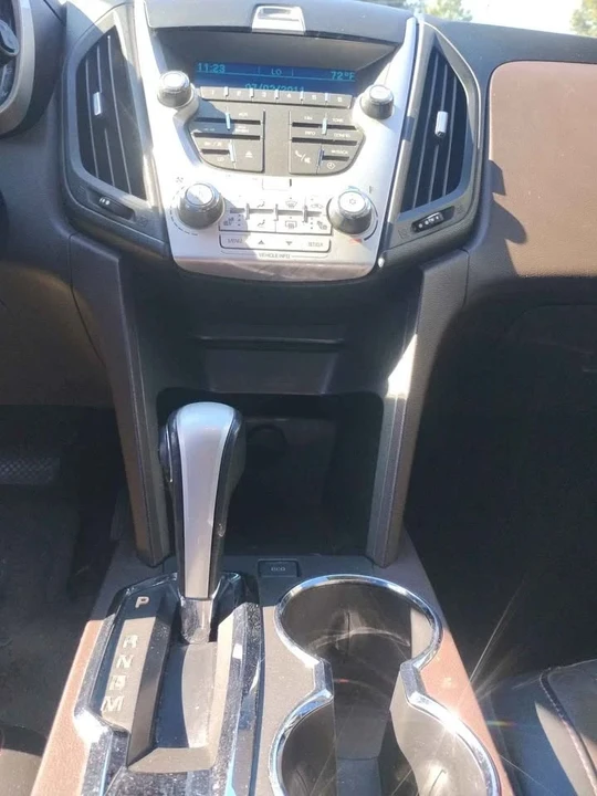 2011 Chevrolet Equinox - Image 10 of 14
