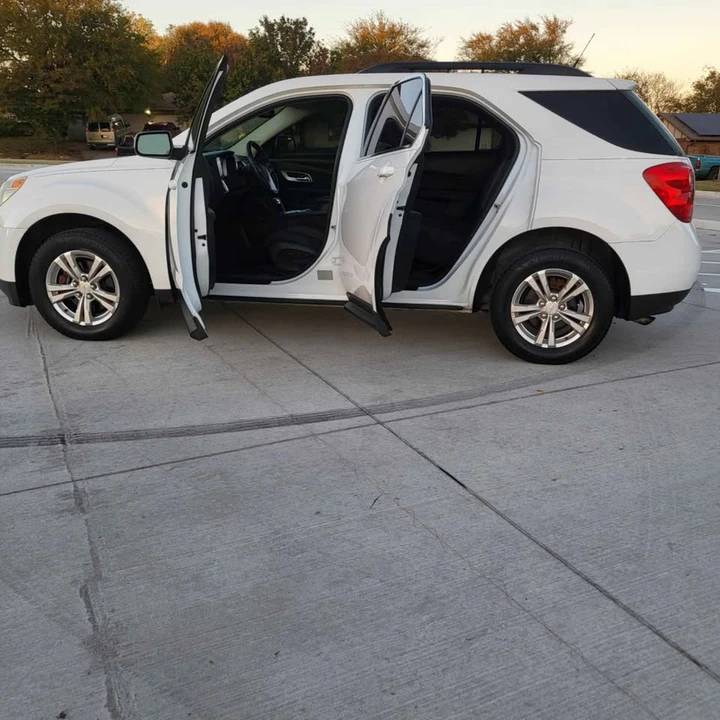 2011 Chevrolet Equinox - Image 6 of 18